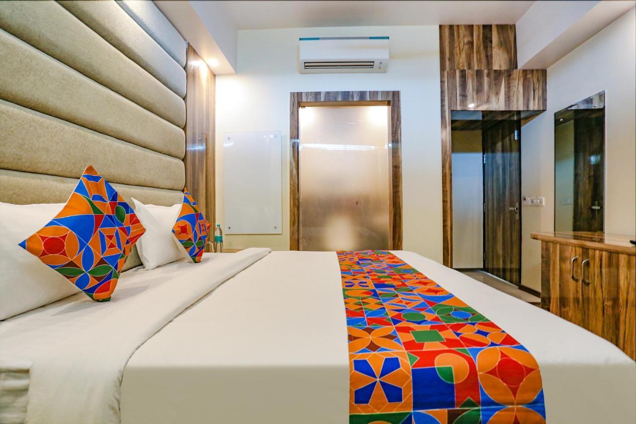 Time - Near Igi International & Domestic Airport 3* New Delhi